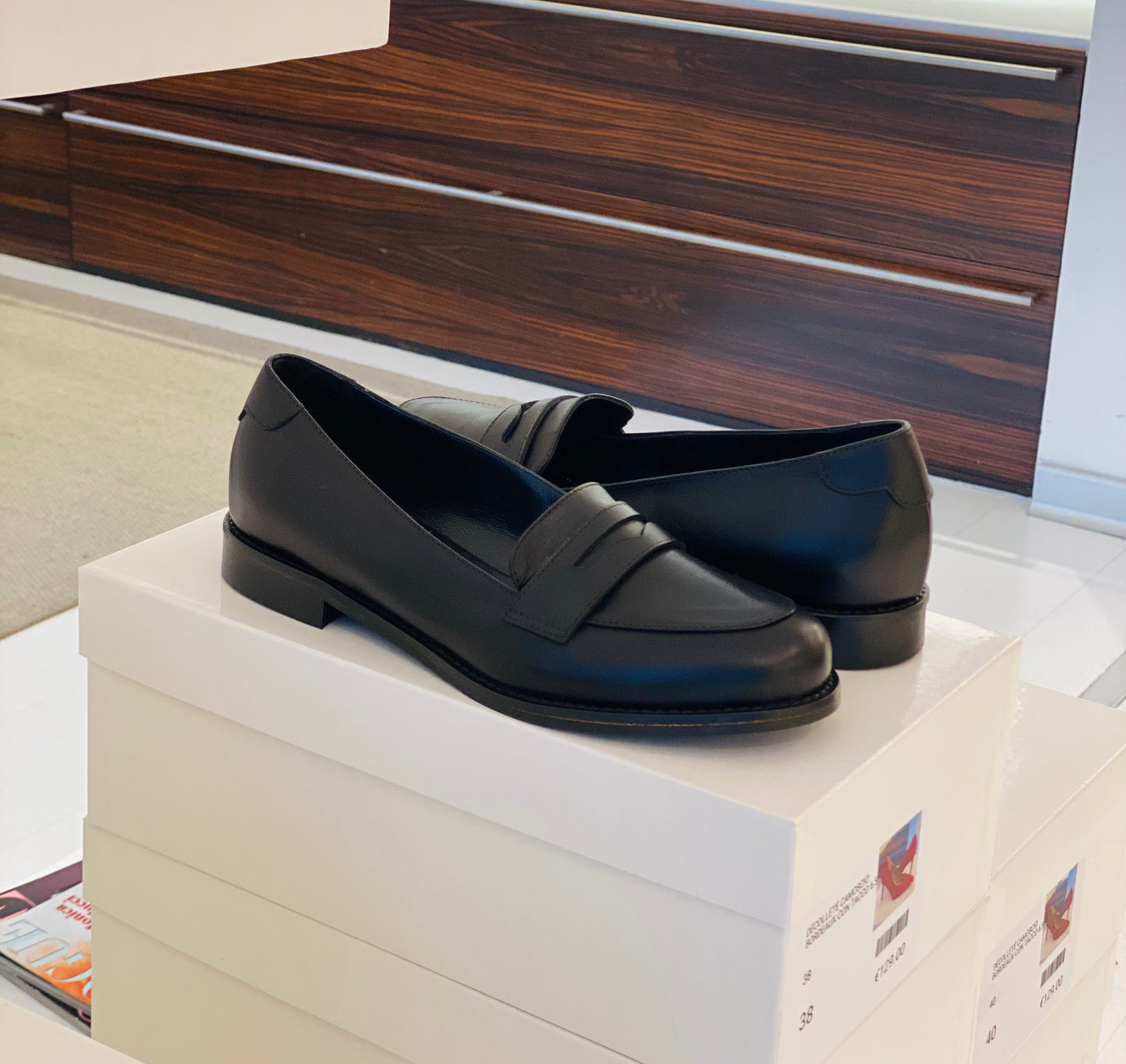 Mocassino donna di pelle nappa nero Art. 2309