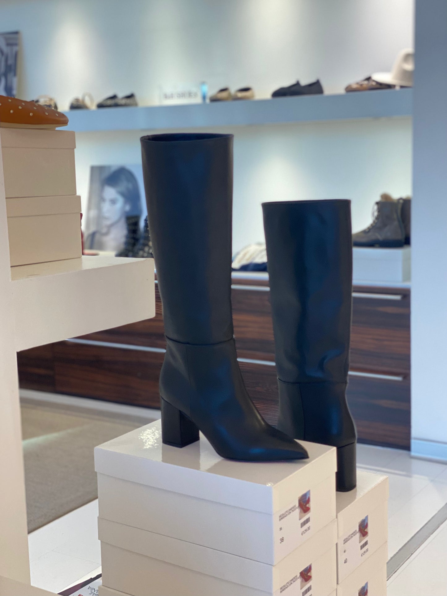 Stivale Donna Tubo di Pelle Nero