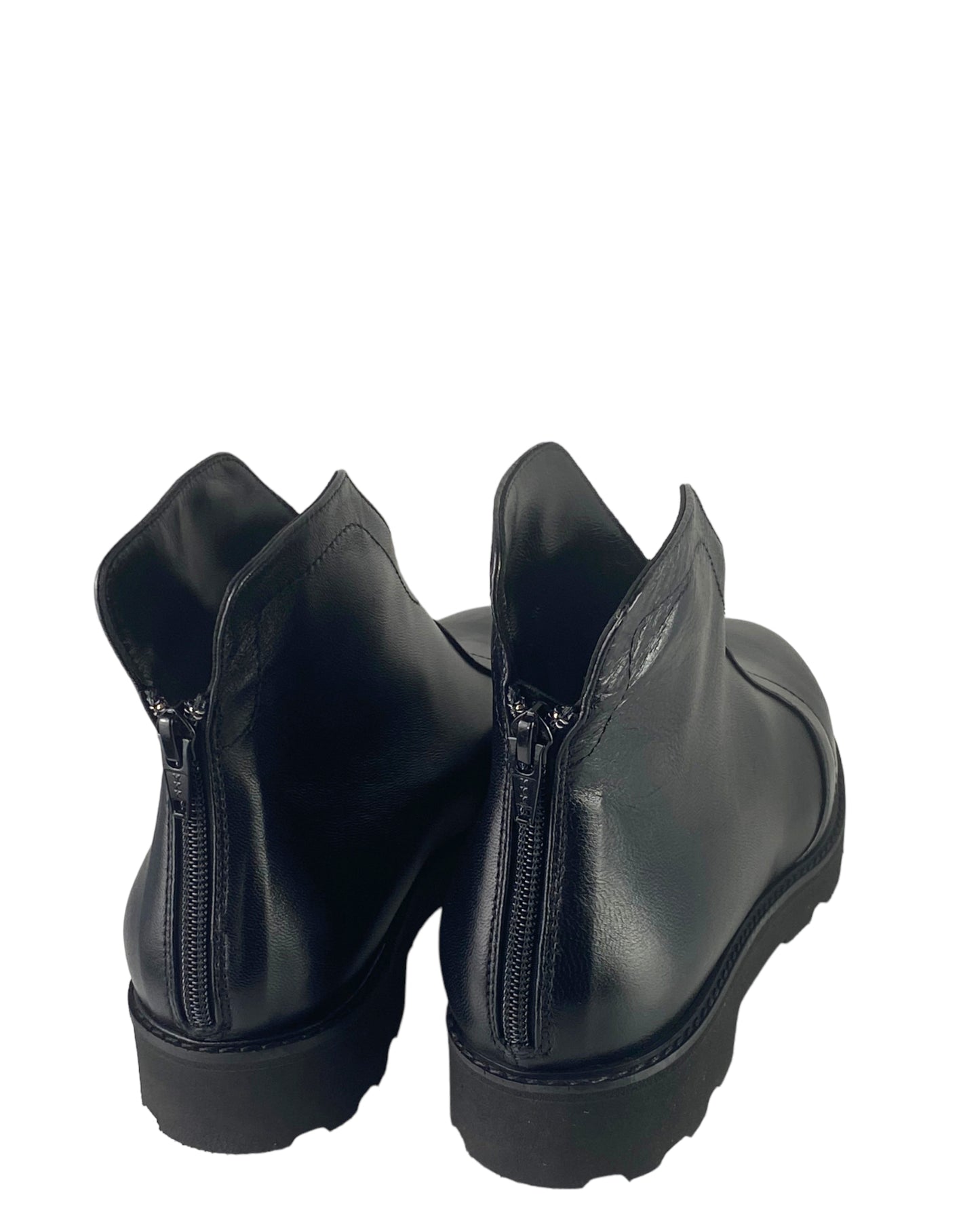 Stivaletto di Vera Pelle con Zip e suola in Gomma