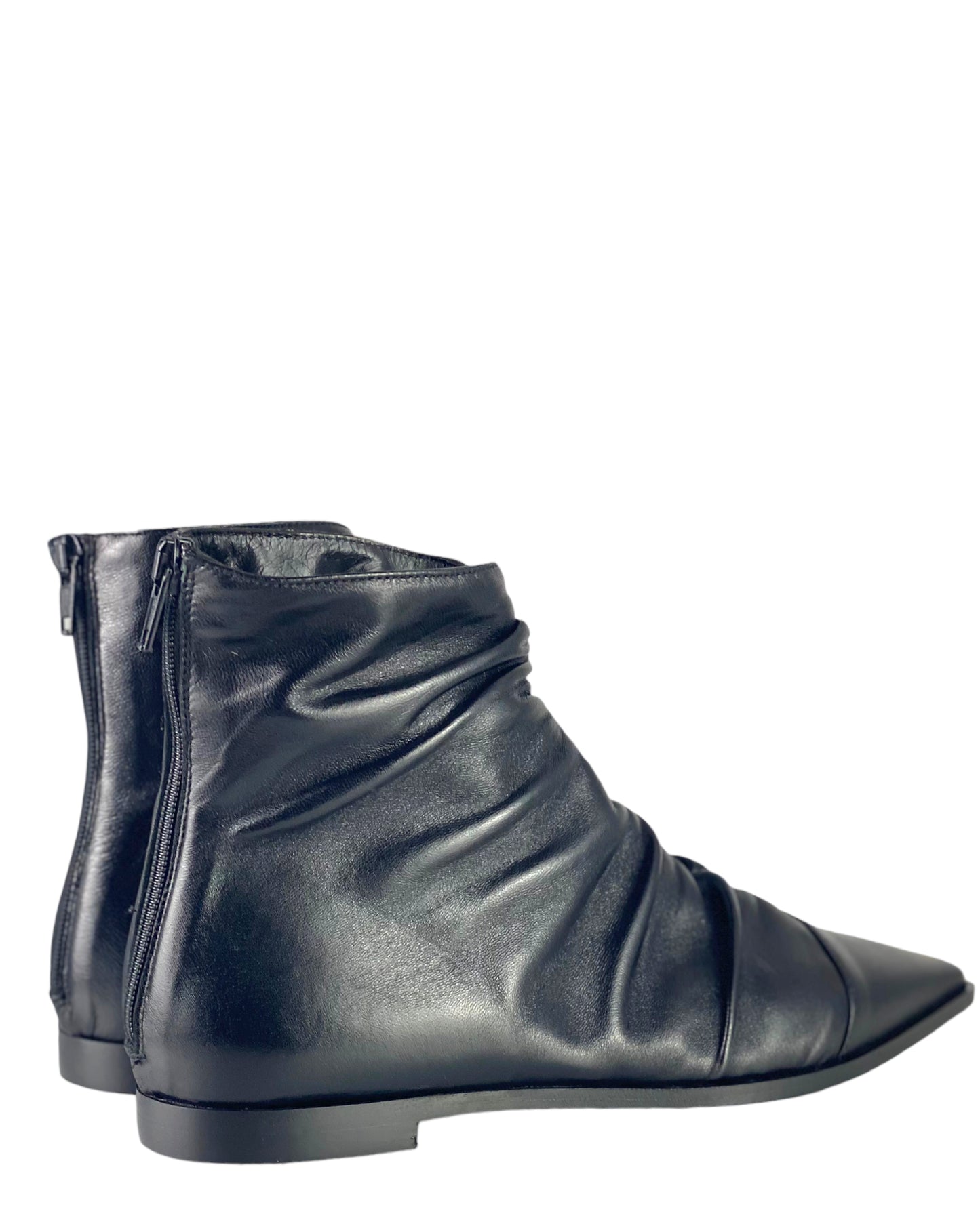Stivaletto Odi Vera Pelle Nappa Nera a Punta