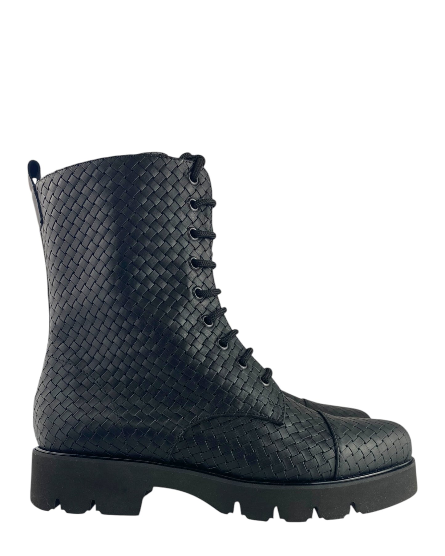 Stivaletto Anfibio di Pelle nero intrecciato