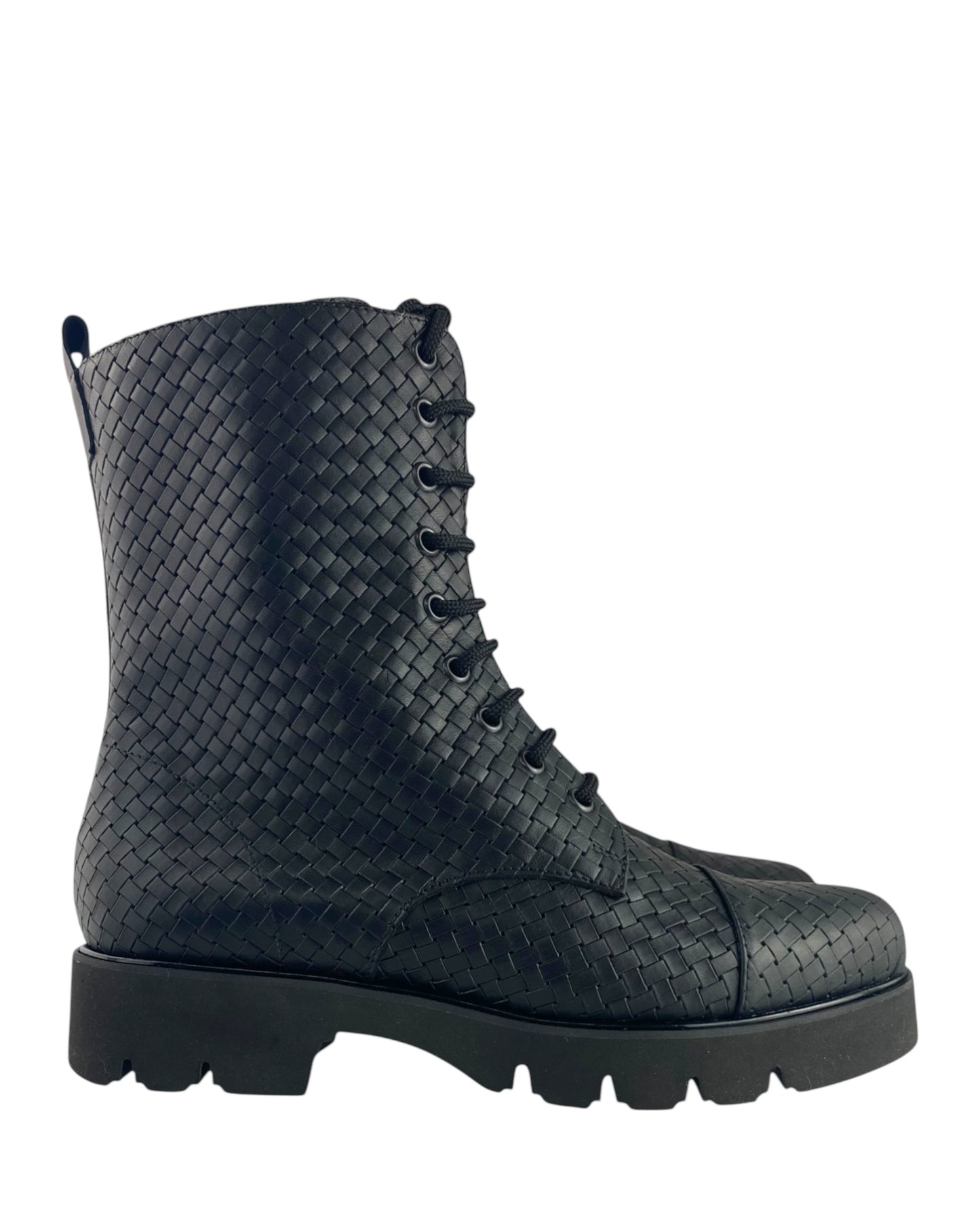 Stivaletto Anfibio di Pelle nero intrecciato