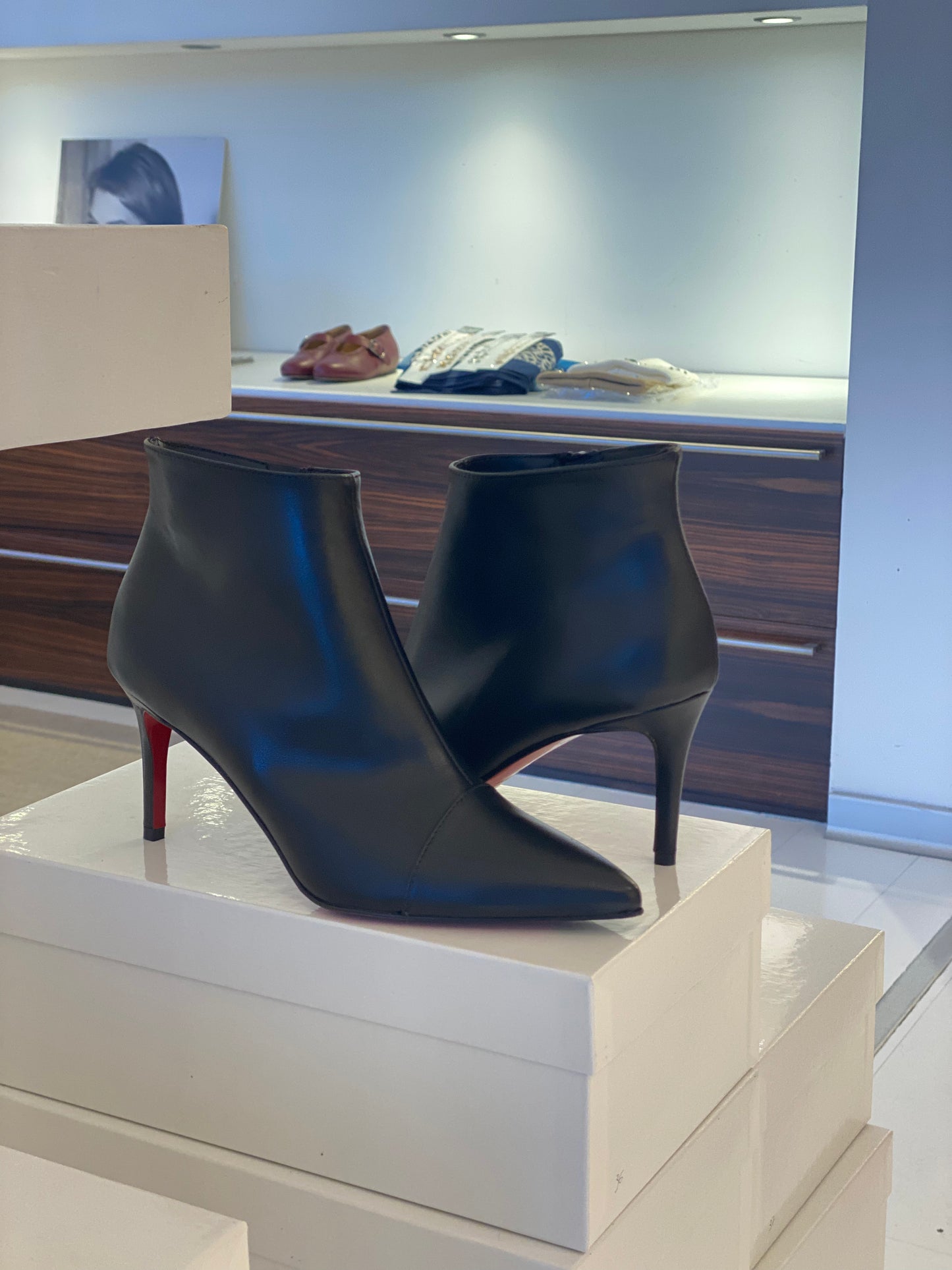 Stivaletto pari gamba di pelle nero
