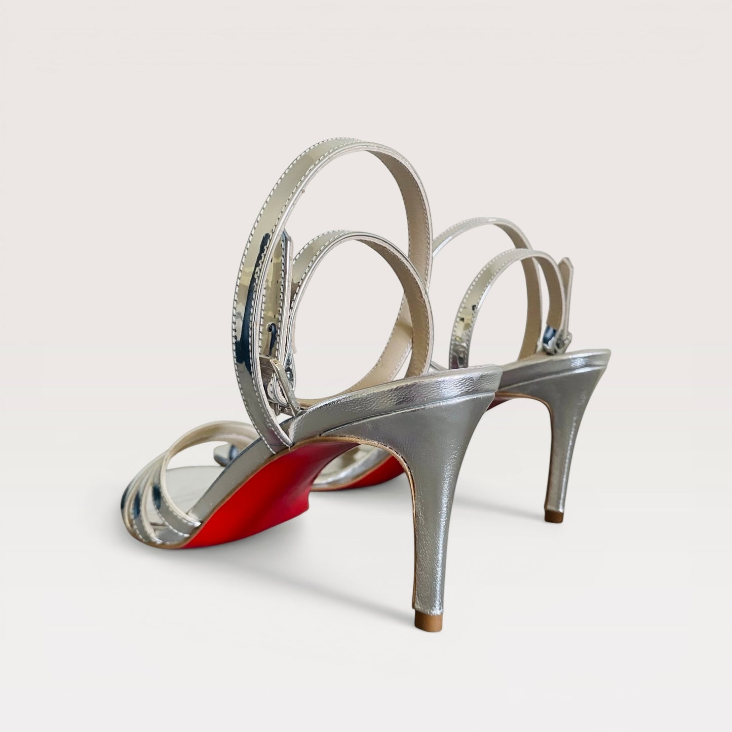 Sandalo pelle e specchio argento h.7 cm.