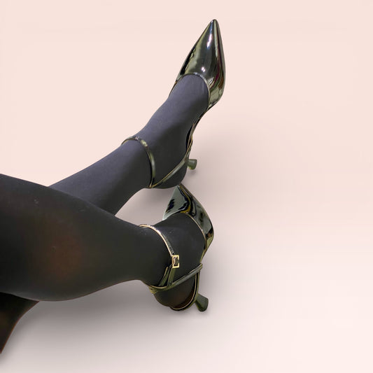 Décolleté slingback di vernice e cinturini