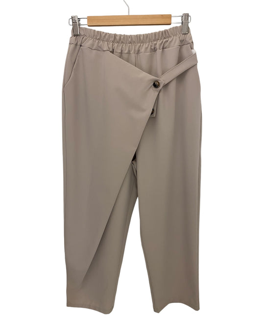 Pantalone Beige écru con patta